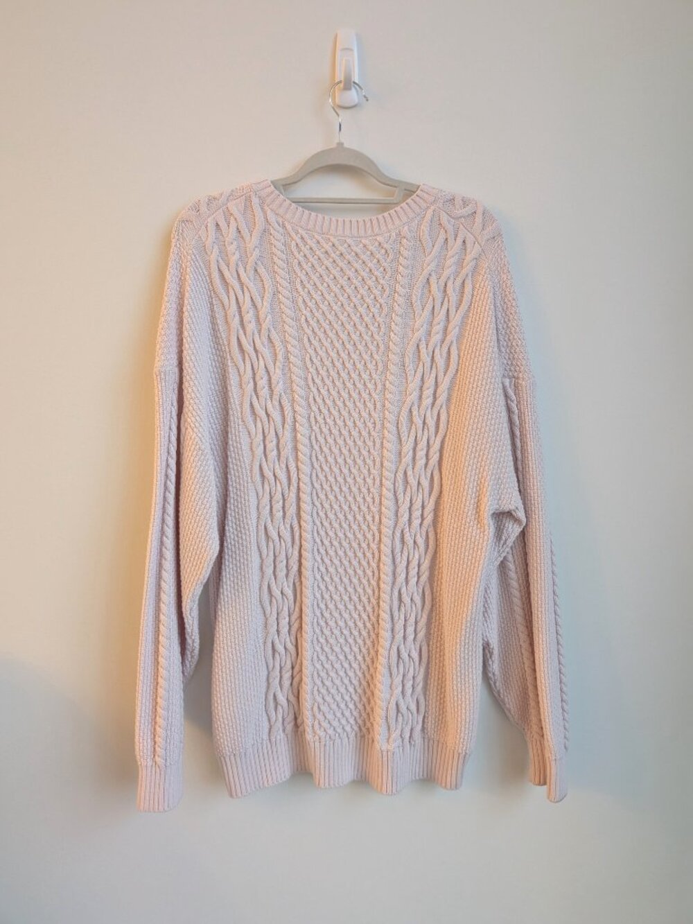 SUNDAY BEST (Aritzia) Cable Knit Oversized Sweater | Medium - Picture 3 of 8